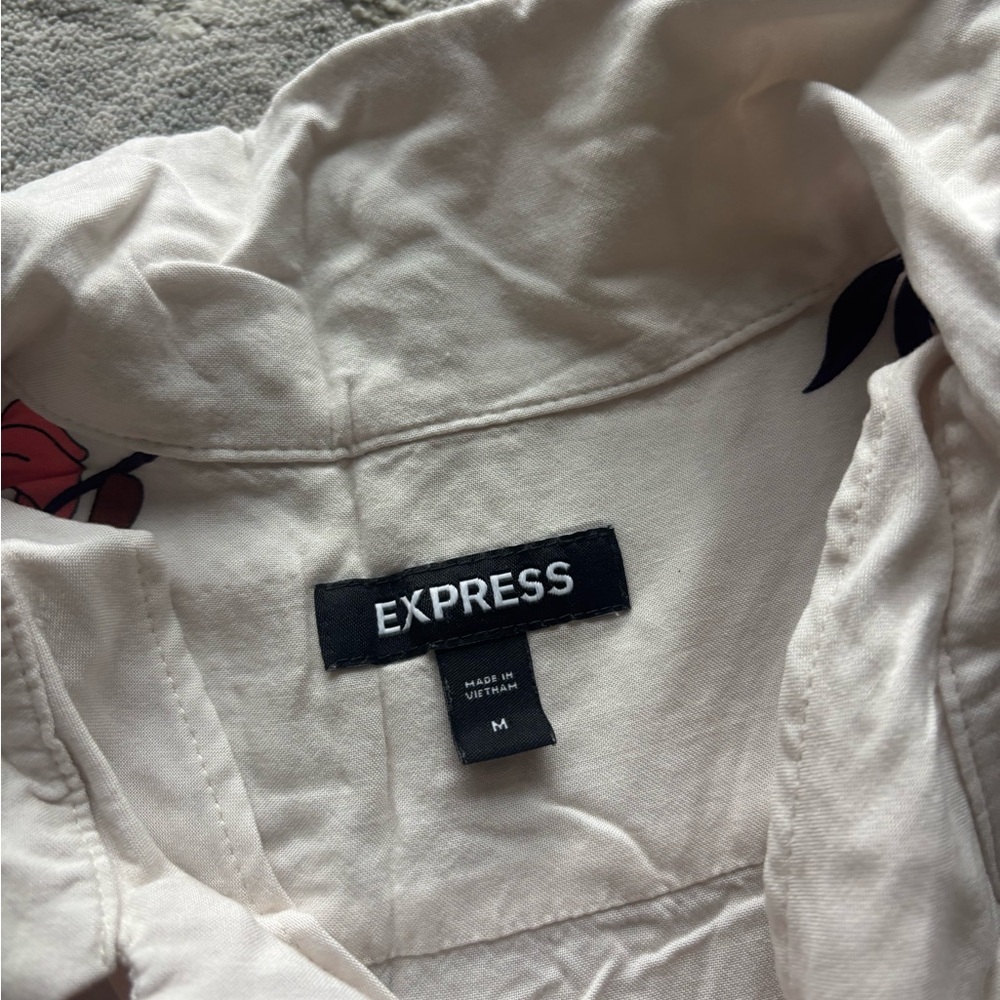 Express Men’s Button Down - Picture 4 of 4